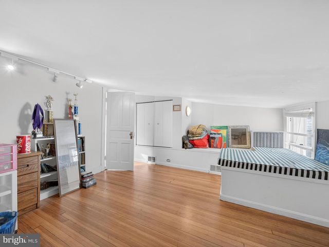 1343 30TH ST NW, Washington, DC 20007