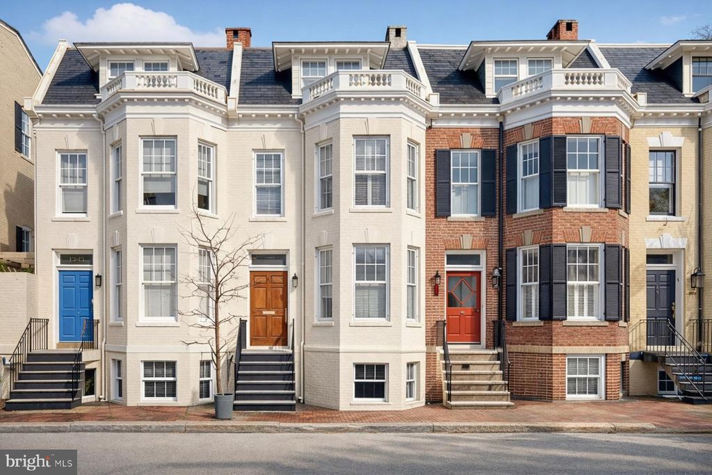 1343 30TH ST NW, Washington, DC 20007