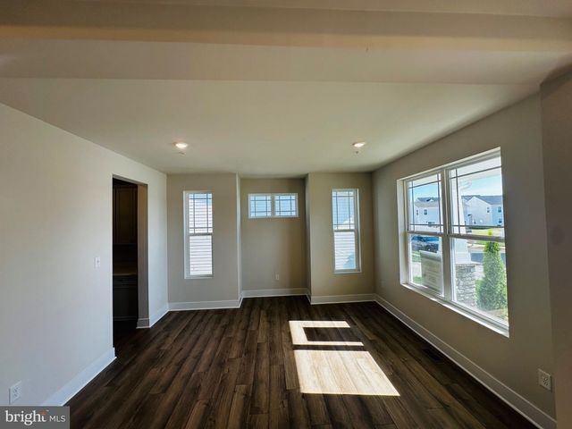 5871 SAINT DAVID DR, White Plains, MD 20695