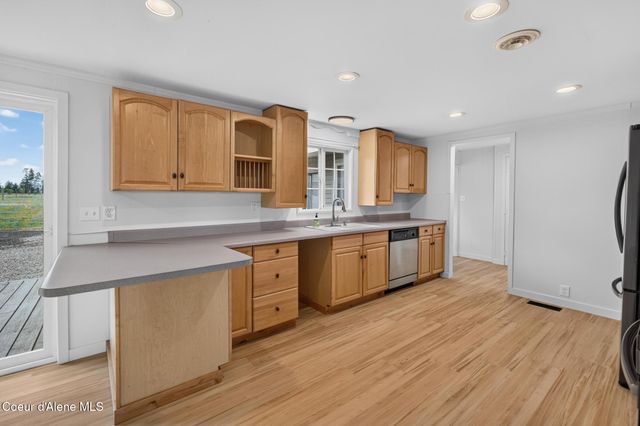 10215 E DAY MT SPOKANE RD, Mead, WA 99021