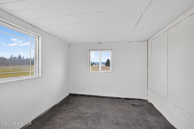 10215 E DAY MT SPOKANE RD, Mead, WA 99021