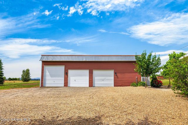 10215 E DAY MT SPOKANE RD, Mead, WA 99021
