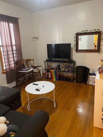 324 Summit Avenue 1, Boston, MA 02135