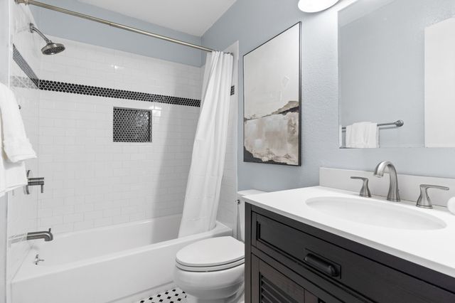 1003 Oak Street, Mckinney, TX 75069