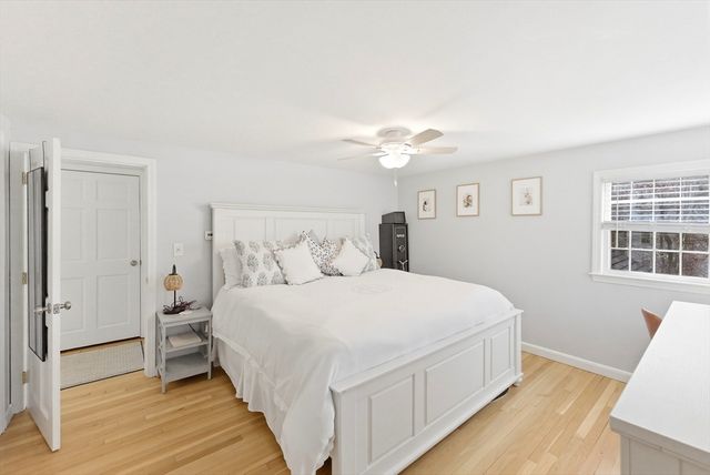 14 Minuteman Road, Hingham, MA 02043