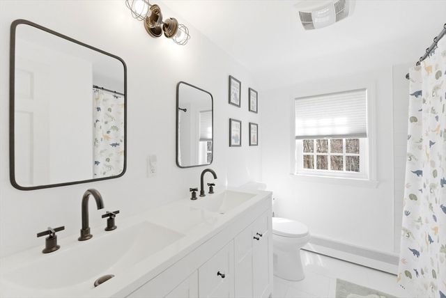 14 Minuteman Road, Hingham, MA 02043