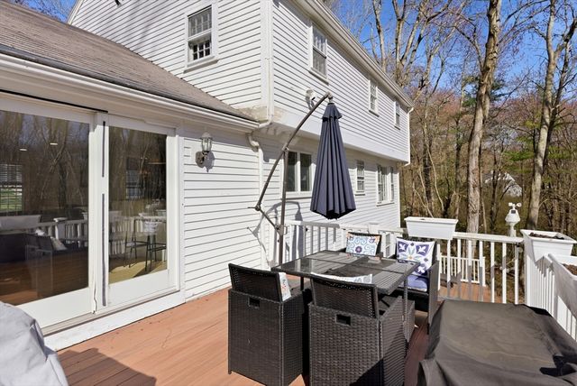 14 Minuteman Road, Hingham, MA 02043