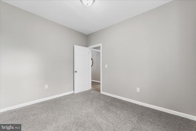 806 FOREST RD, Baltimore, MD 21239