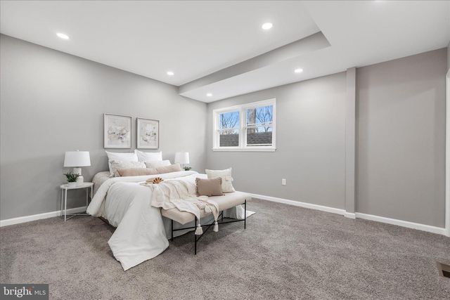 806 FOREST RD, Baltimore, MD 21239