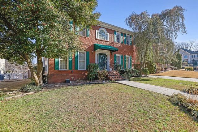 2492 Summeroak Drive, Tucker, GA 30084