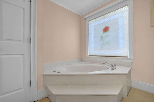 2492 Summeroak Drive, Tucker, GA 30084