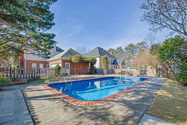 2492 Summeroak Drive, Tucker, GA 30084