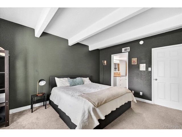 2525 S Dayton Way 2010, Denver, CO 80231