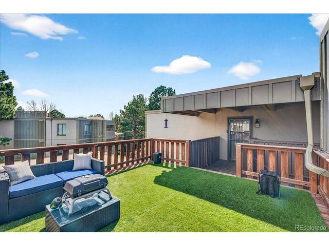 2525 S Dayton Way 2010, Denver, CO 80231