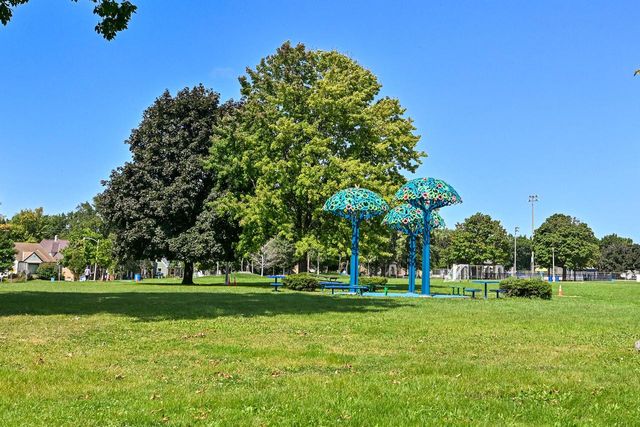 2840 N 77th STREET, Milwaukee, WI 53222