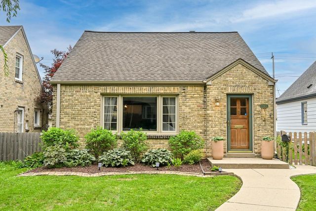 2840 N 77th STREET, Milwaukee, WI 53222