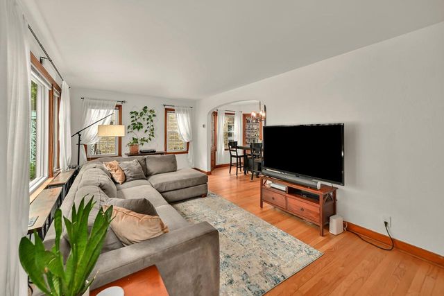 2840 N 77th STREET, Milwaukee, WI 53222