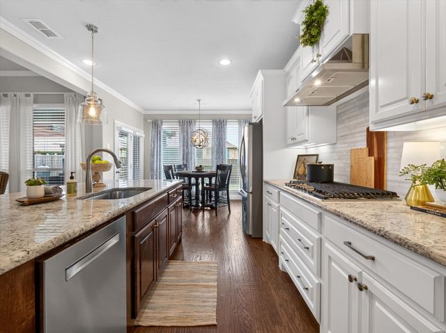 3713 Wildridge Boulevard, Oak Point, TX 75068