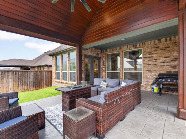 3713 Wildridge Boulevard, Oak Point, TX 75068