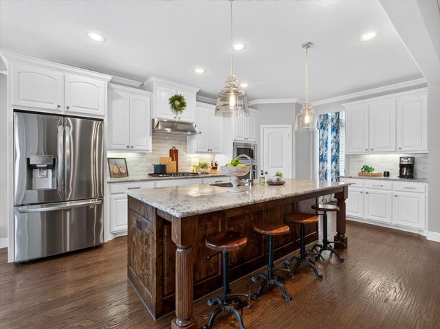 3713 Wildridge Boulevard, Oak Point, TX 75068
