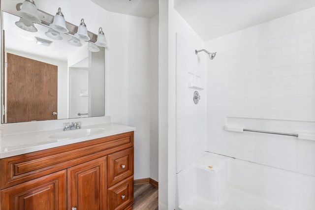 N2644 County Road O, Oxford, WI 53952