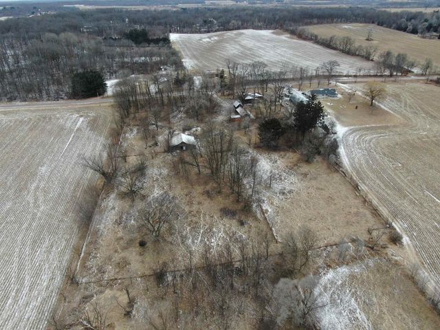 N2644 County Road O, Oxford, WI 53952