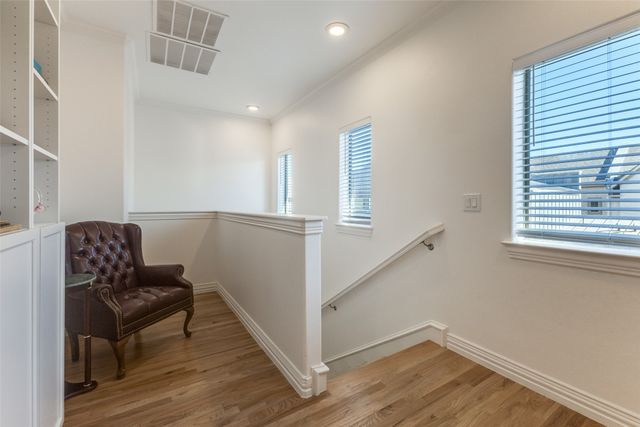 1922 Euclid Avenue C, Dallas, TX 75206