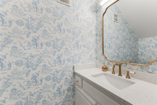 1922 Euclid Avenue C, Dallas, TX 75206