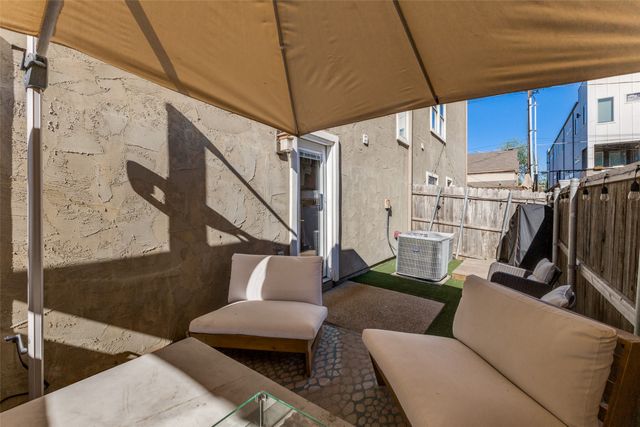 1922 Euclid Avenue C, Dallas, TX 75206