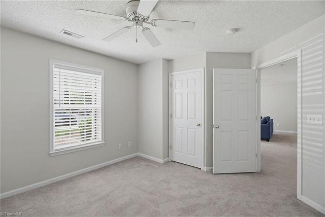 3694 Cotswold Avenue 1D, Greensboro, NC 27410