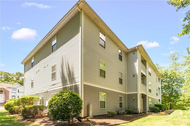 3694 Cotswold Avenue 1D, Greensboro, NC 27410
