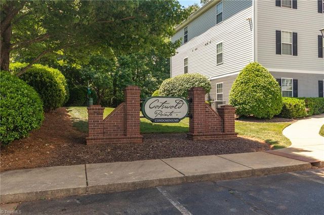 3694 Cotswold Avenue 1D, Greensboro, NC 27410