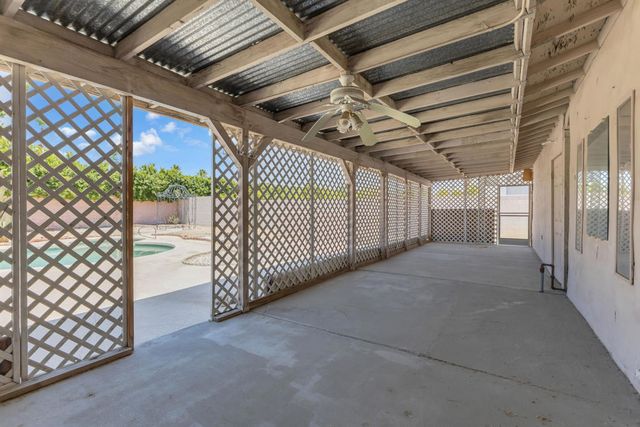 1880 Sharon Road, Palm Springs, CA 92262