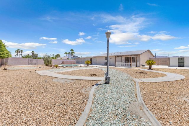 1880 Sharon Road, Palm Springs, CA 92262