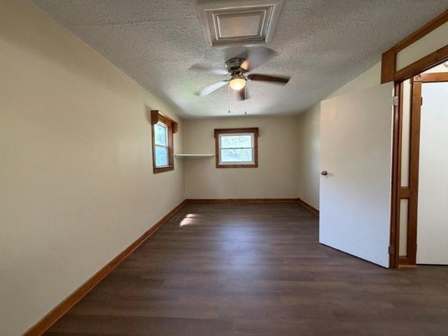 1519 N Geronimo Drive, Independence, MO 64058