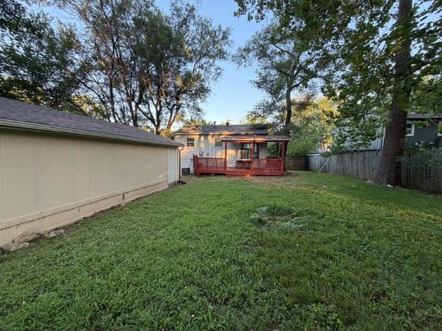 1519 N Geronimo Drive, Independence, MO 64058