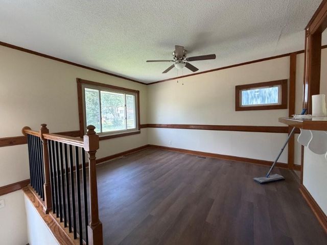 1519 N Geronimo Drive, Independence, MO 64058