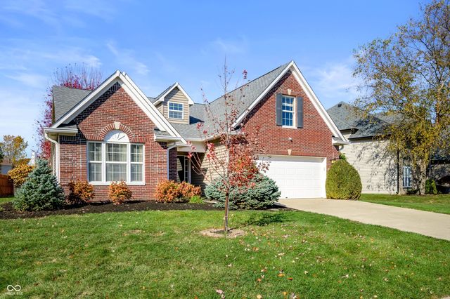 11262 Whitewater Way, Fishers, IN 46037