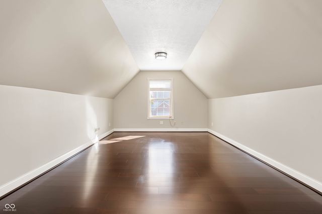 11262 Whitewater Way, Fishers, IN 46037