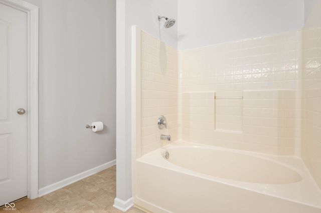 11262 Whitewater Way, Fishers, IN 46037