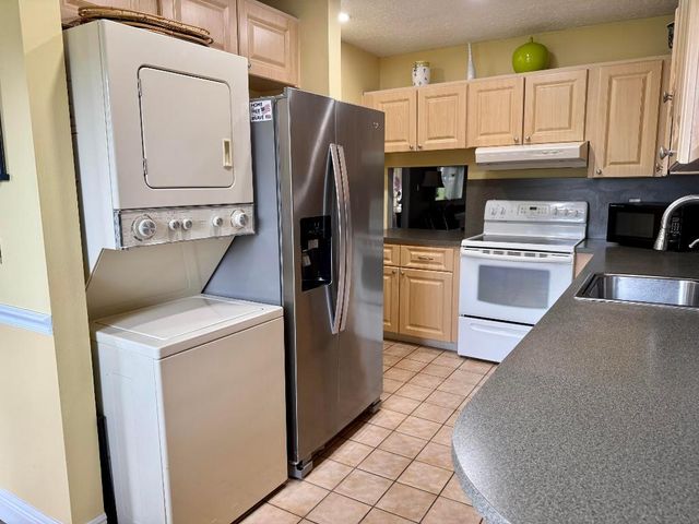 1460 NW 19th Terrace 71-A, Delray Beach, FL 33445