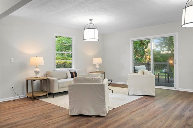4424 Twin Creek Drive NE, Kennesaw, GA 30144