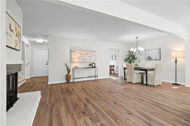 4424 Twin Creek Drive NE, Kennesaw, GA 30144
