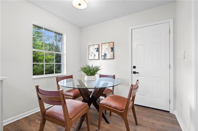 4424 Twin Creek Drive NE, Kennesaw, GA 30144