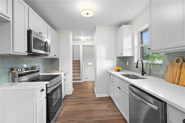 4424 Twin Creek Drive NE, Kennesaw, GA 30144