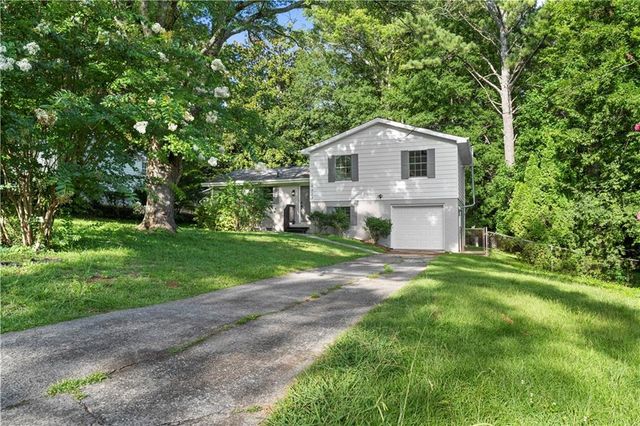4424 Twin Creek Drive NE, Kennesaw, GA 30144