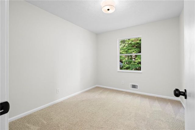 4424 Twin Creek Drive NE, Kennesaw, GA 30144