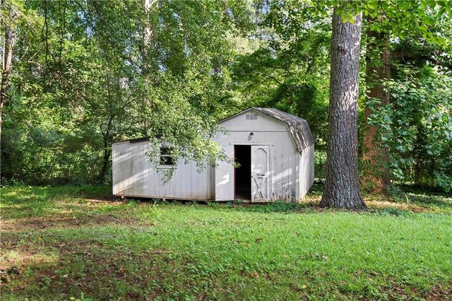 4424 Twin Creek Drive NE, Kennesaw, GA 30144