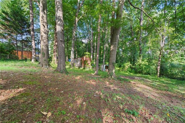 4424 Twin Creek Drive NE, Kennesaw, GA 30144