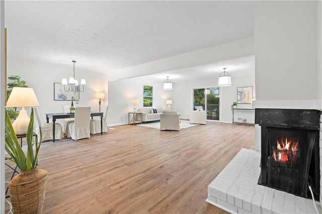 4424 Twin Creek Drive NE, Kennesaw, GA 30144